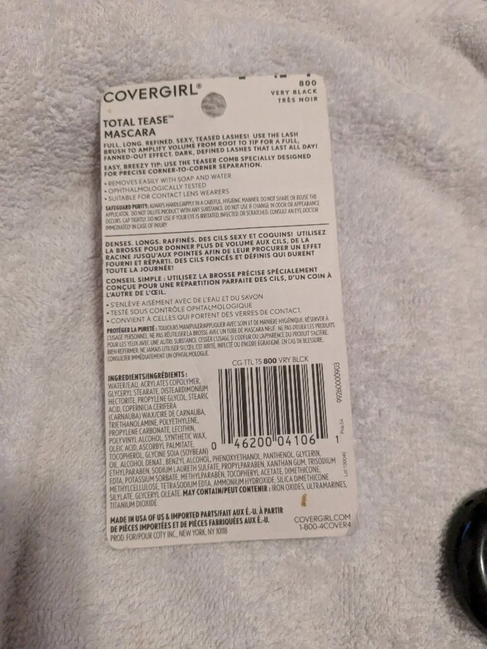 Covergirl very black mascara with V-Kosmetix translucent powder in cool neutral